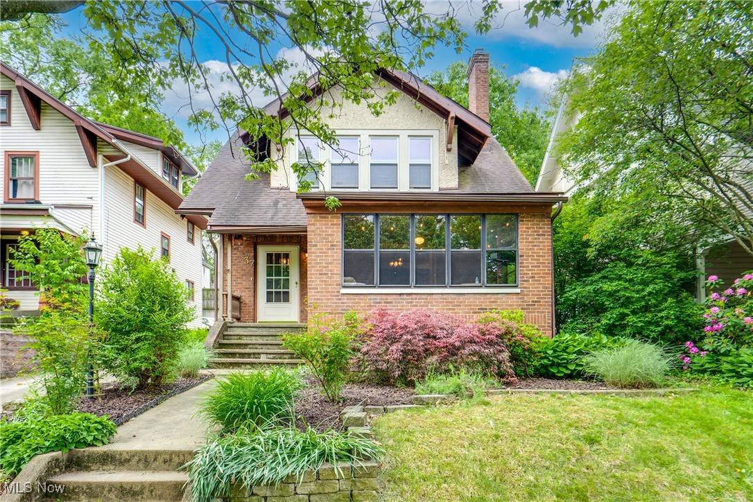 Akron, OH 44302,37 Borton AVE