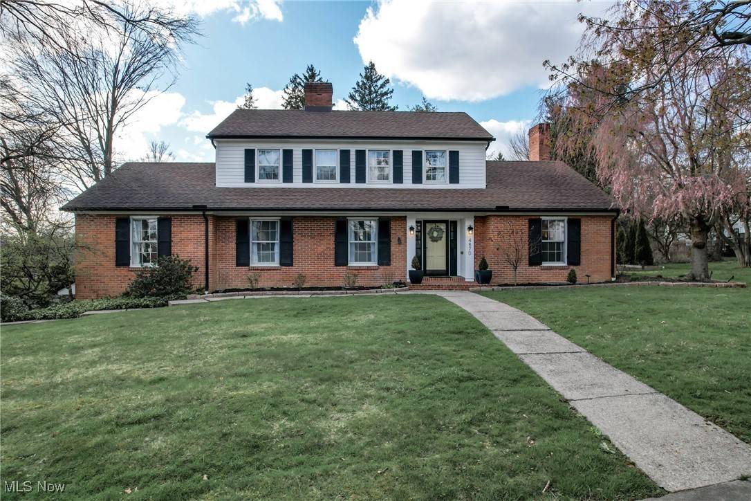 Youngstown, OH 44512,4870 Oak Knoll DR