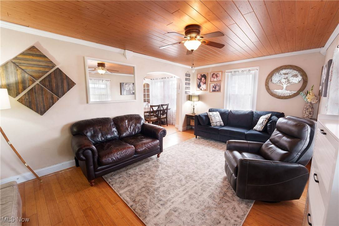 Wickliffe, OH 44092,1526 E 289th ST