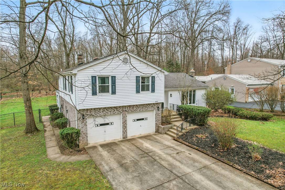 Youngstown, OH 44505,2033 Burning Tree LN