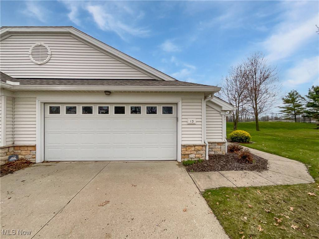Avon Lake, OH 44012,13 Whitaker CV
