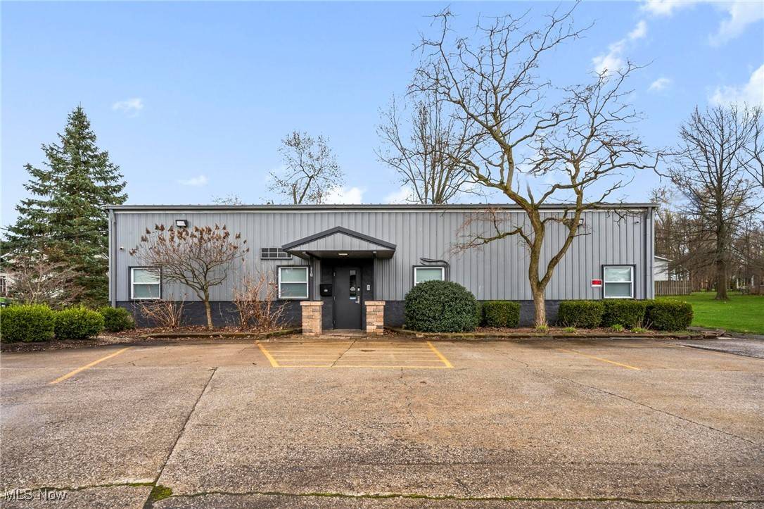 Berea, OH 44017,115 Lincoln AVE