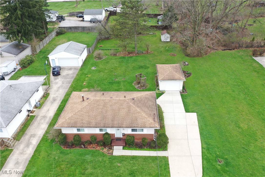 Akron, OH 44305,634 Alaho ST
