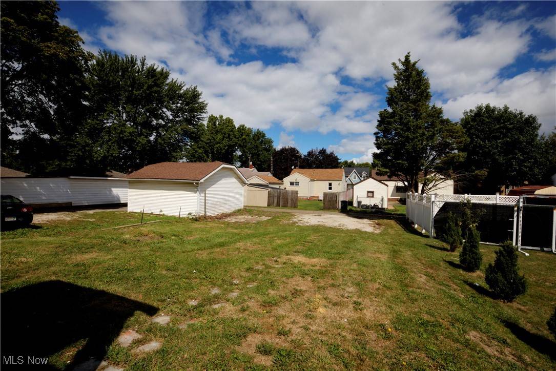 Canton, OH 44708,2827 12th ST NW