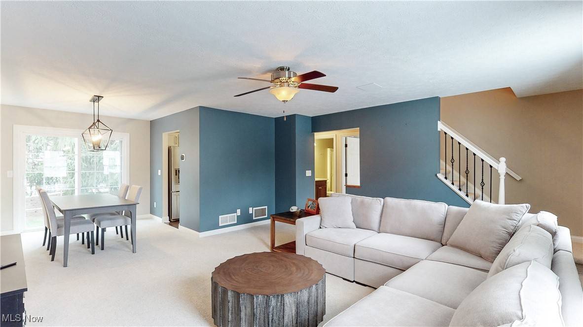 Stow, OH 44224,5115 Atterbury LN