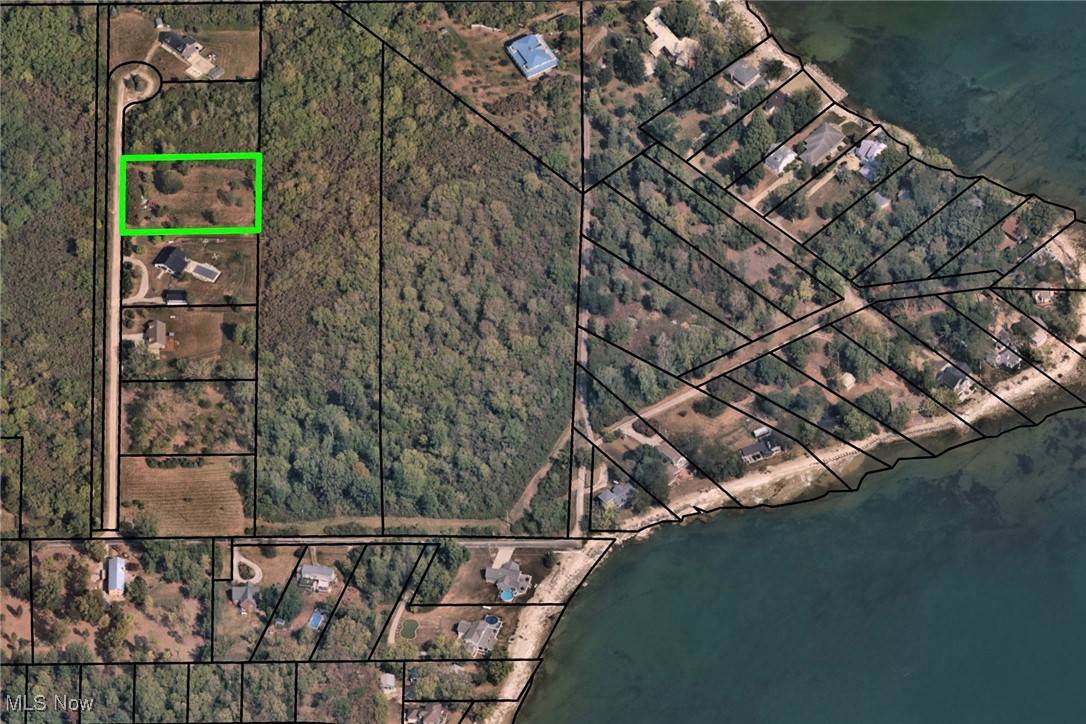 Kelleys Island, OH 43438,10 Pheasant LN