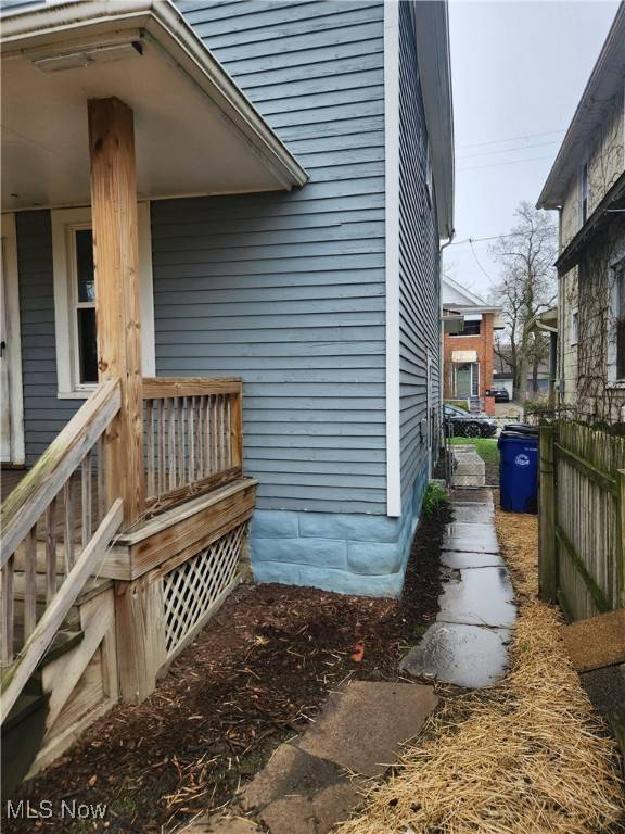 Cleveland, OH 44111,3174 W 105th ST