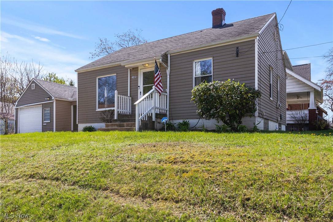 Akron, OH 44305,1484 Tonawanda AVE
