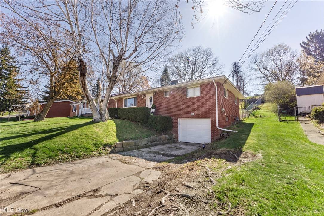 Wintersville, OH 43953,336 Springdale AVE