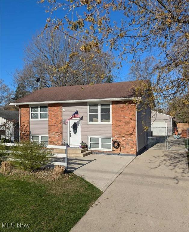 Madison, OH 44057,1294 Bennett RD