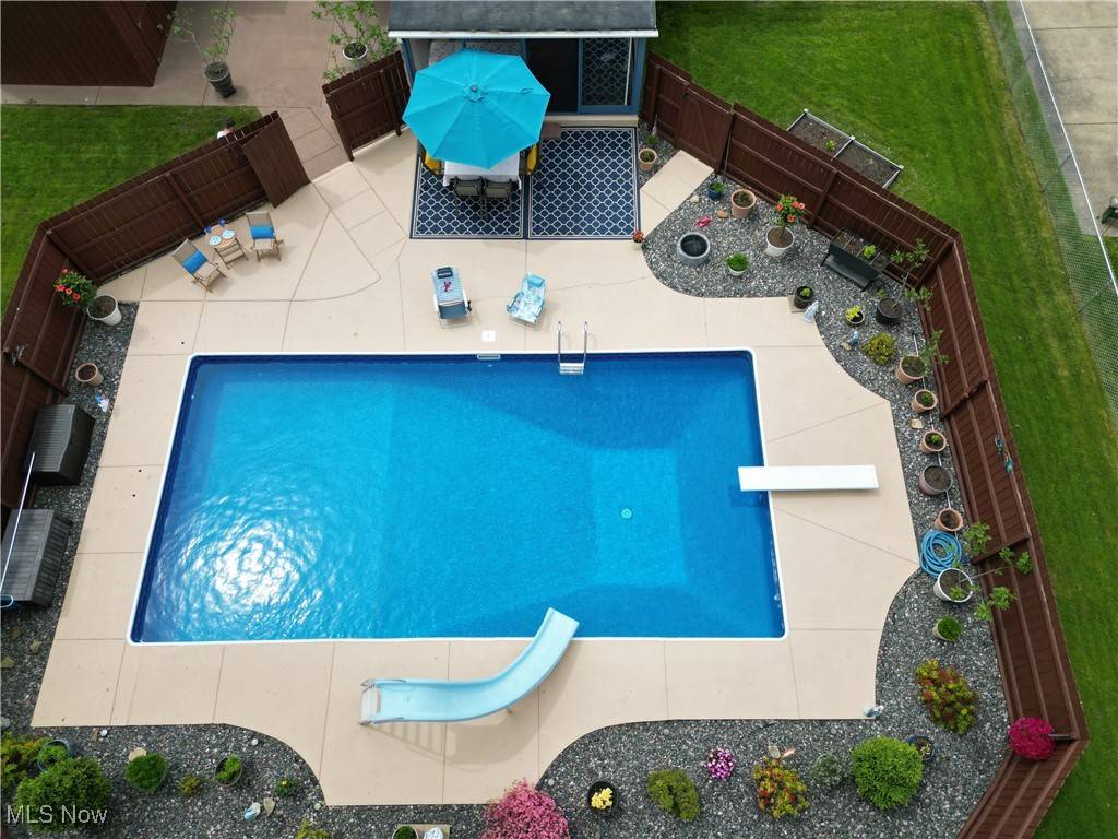 Hubbard, OH 44425,321 Hillcrest AVE