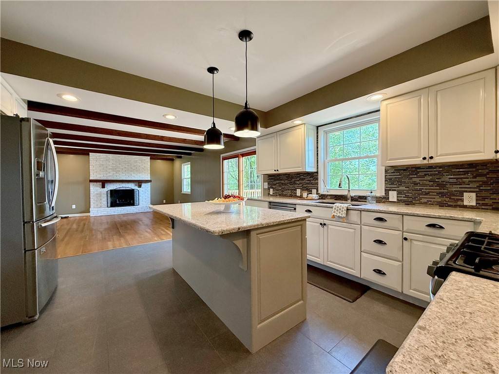 Vienna, WV 26105,21 Ashwood DR