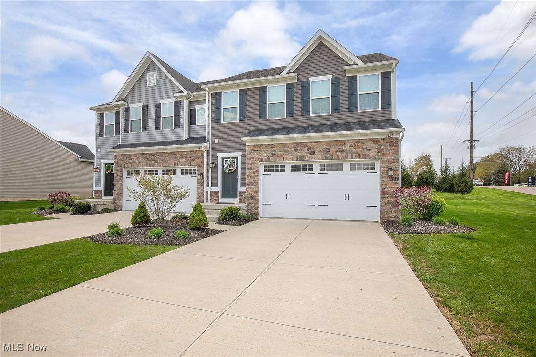 Massillon, OH 44646,3387 Jackson Park DR NW #14A