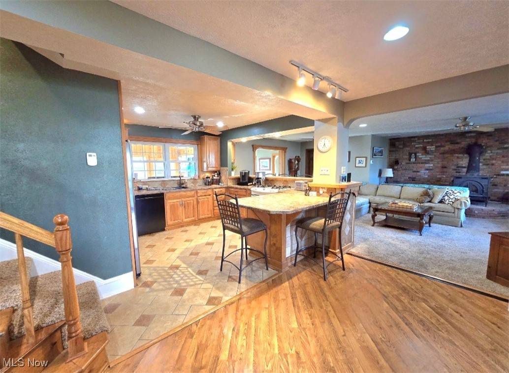 Parma Heights, OH 44130,7082 Beresford AVE