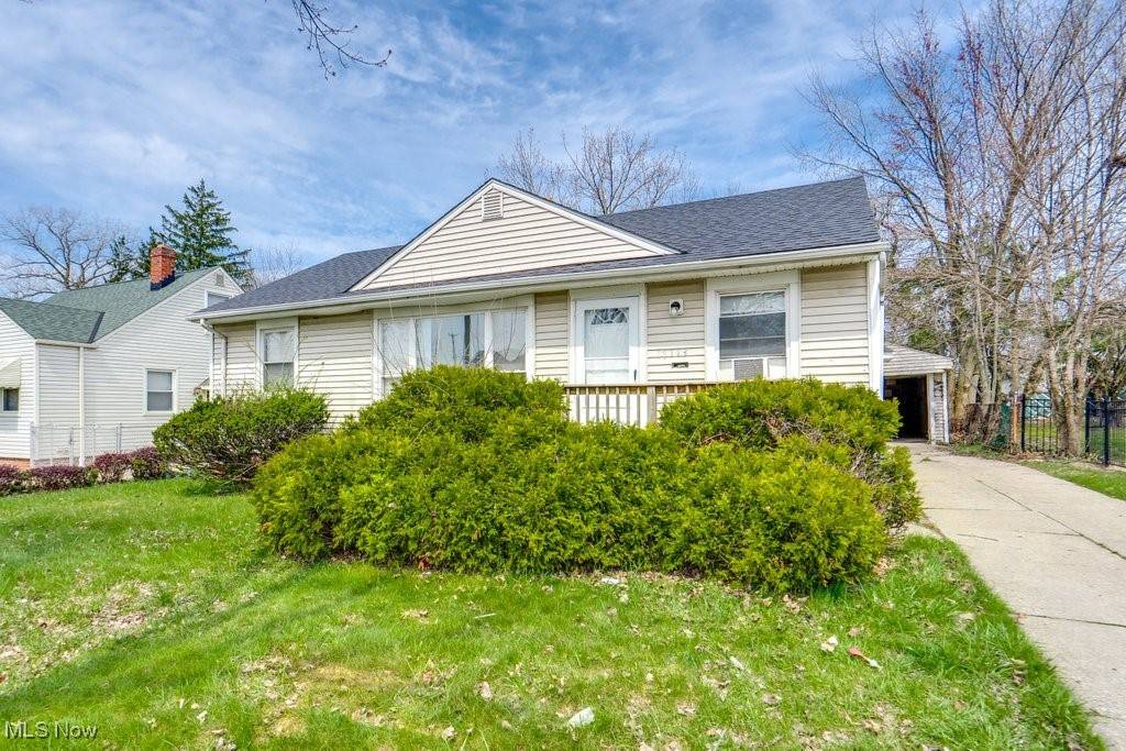 Cleveland, OH 44128,17113 Holly Hill DR