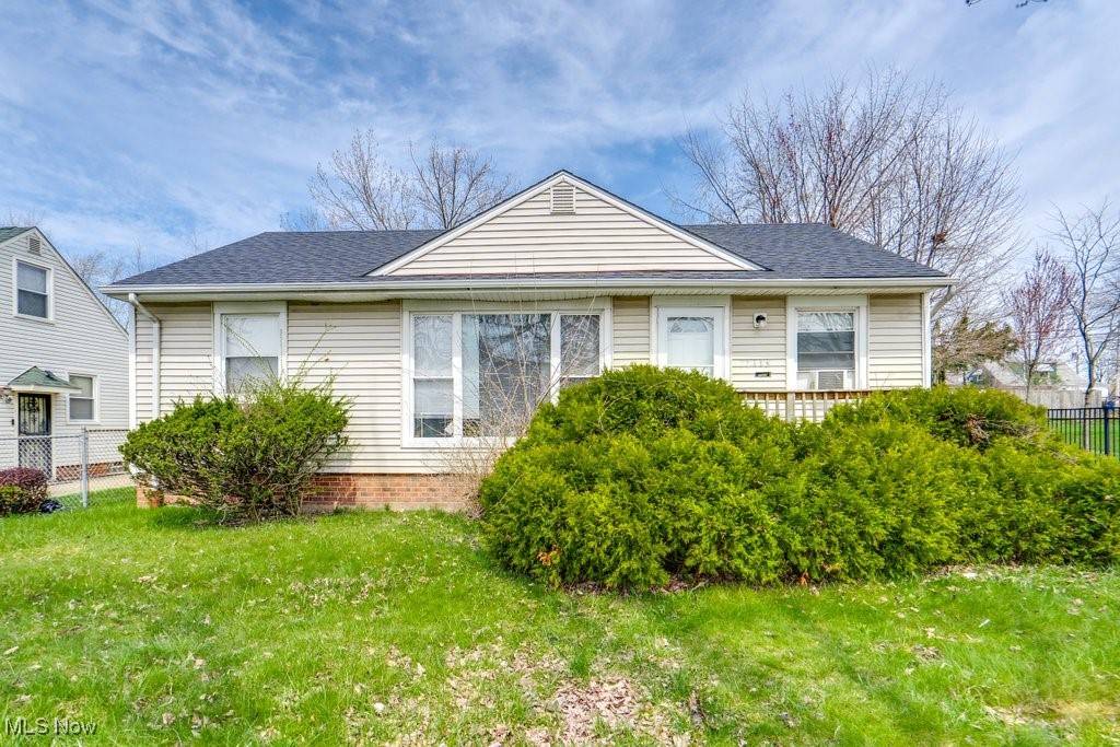 Cleveland, OH 44128,17113 Holly Hill DR