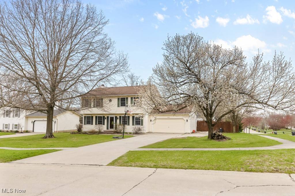 Brunswick, OH 44212,3045 Greenwich LN