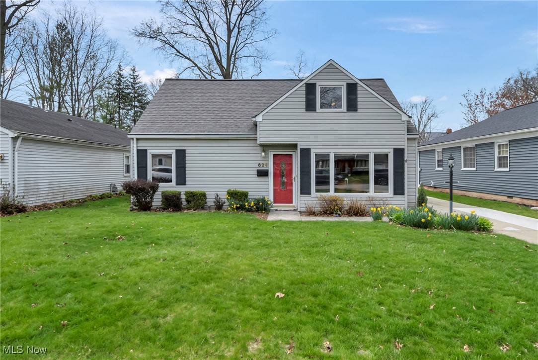 Bay Village, OH 44140,624 Parkside DR