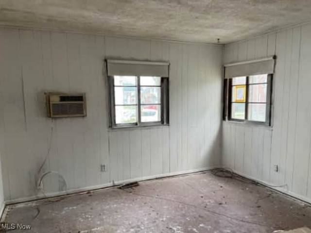 Cleveland, OH 44135,14208 Clifford AVE
