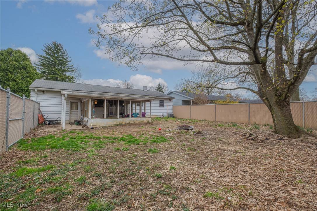 Wooster, OH 44691,2626 Monterey ST