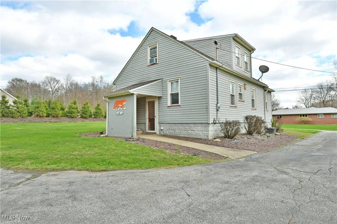 Warren, OH 44484,8651 High ST NE