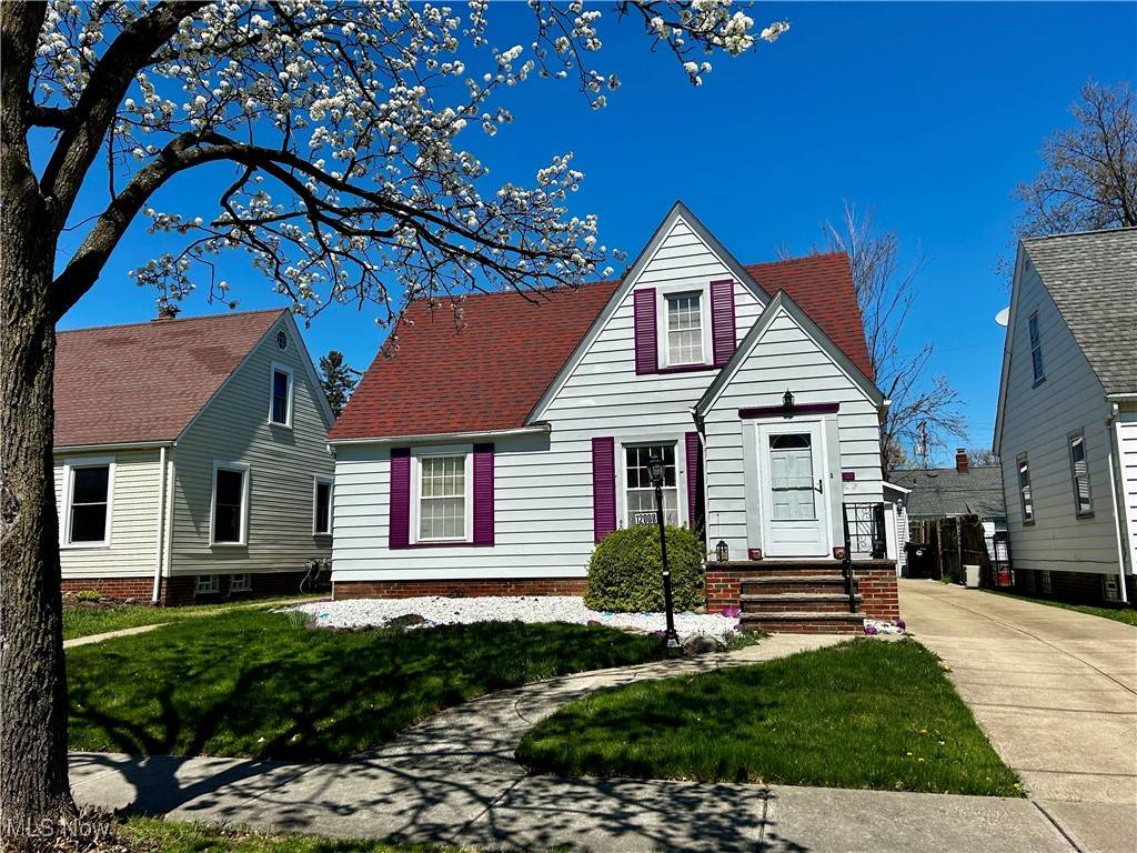 Cleveland, OH 44111,12008 Wayland AVE