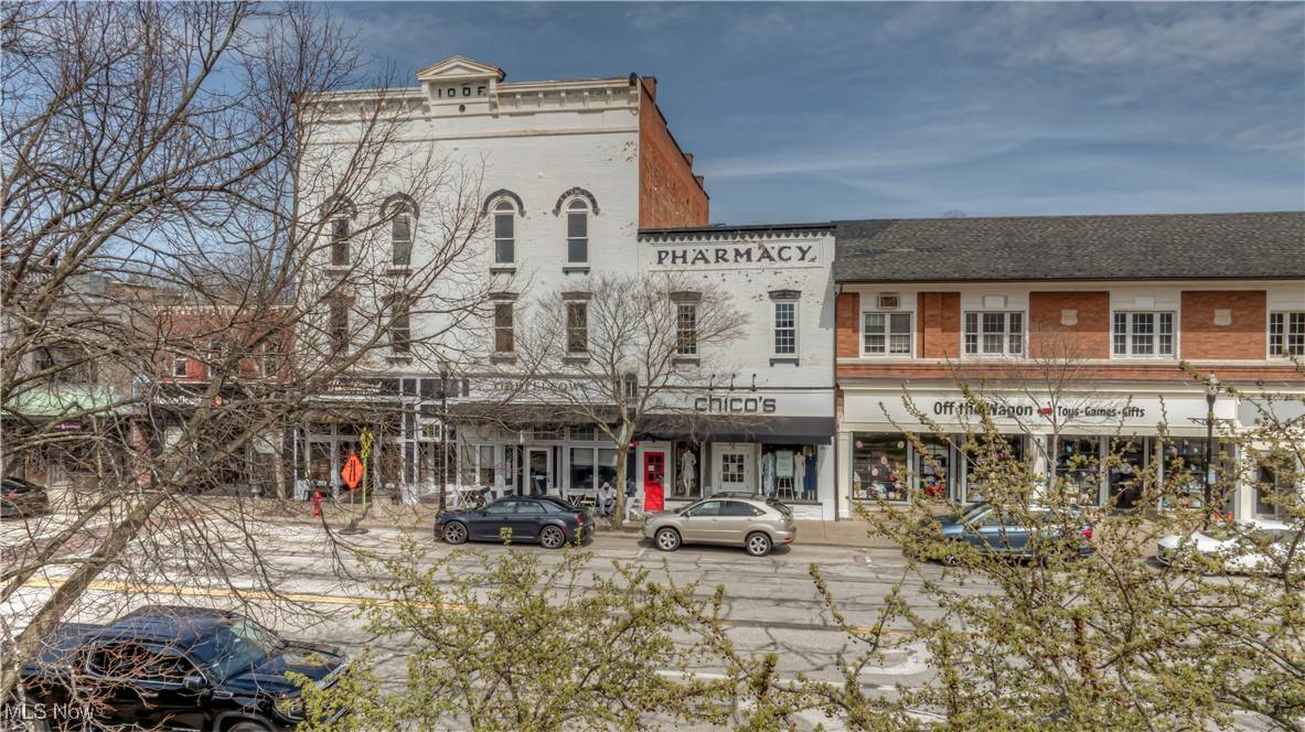 Chagrin Falls, OH 44022,14 N Main ST