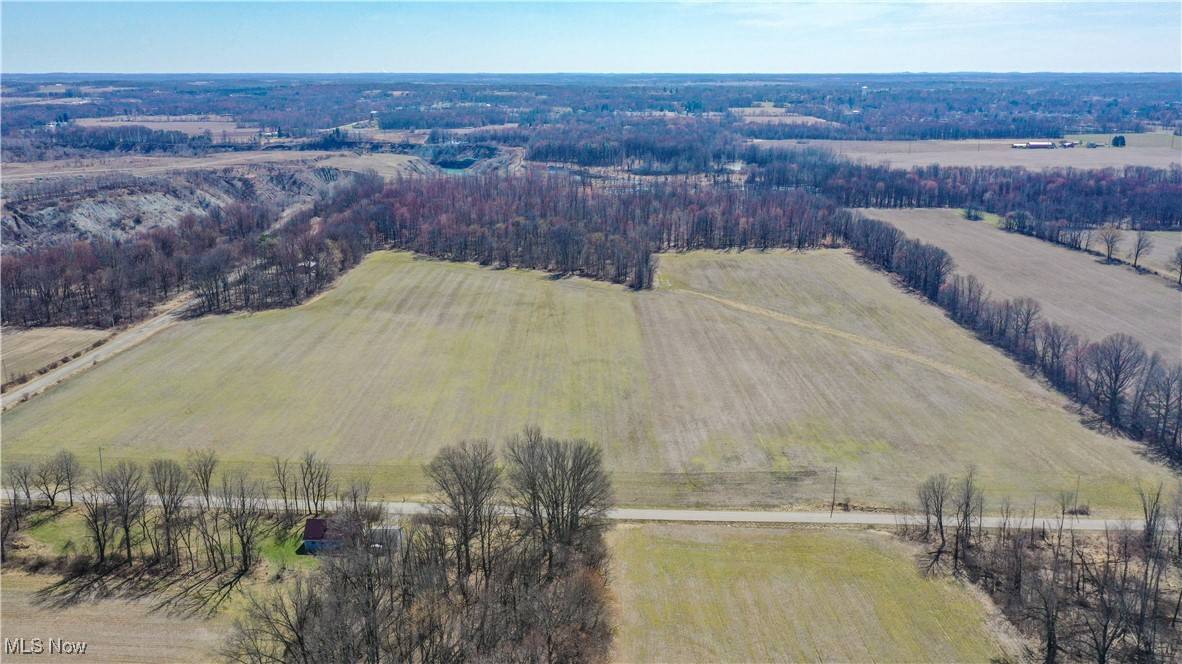 Poland, OH 44436,Kansas RD