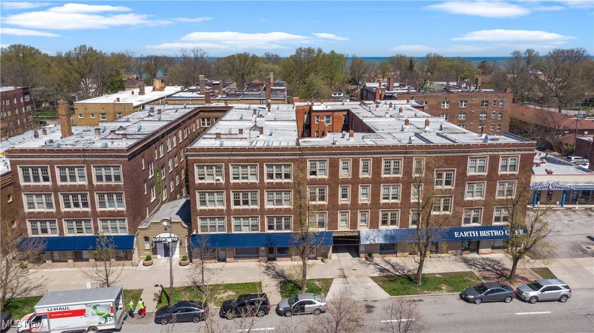 Cleveland, OH 44102,11118 Clifton BLVD
