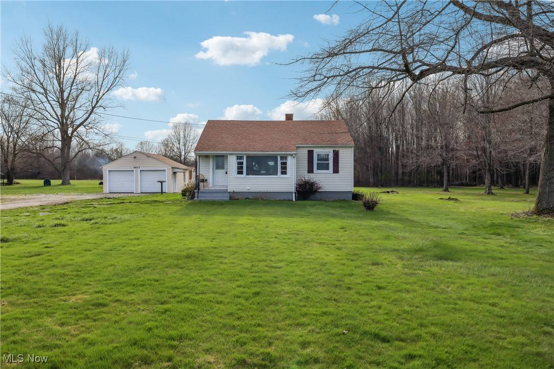 Ashtabula, OH 44004,6623 Center RD