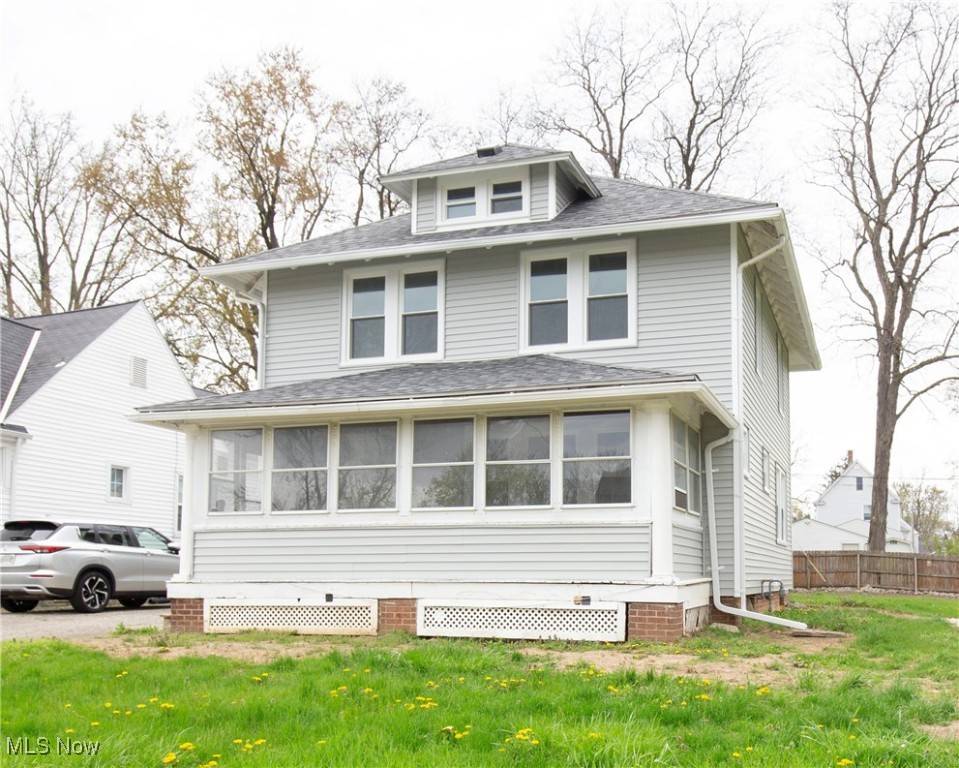 Elyria, OH 44035,229 13th ST
