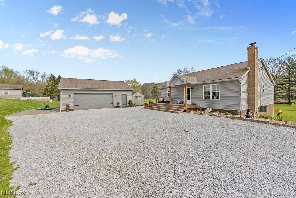 Paris, OH 44669,14157 Lisbon ST NE