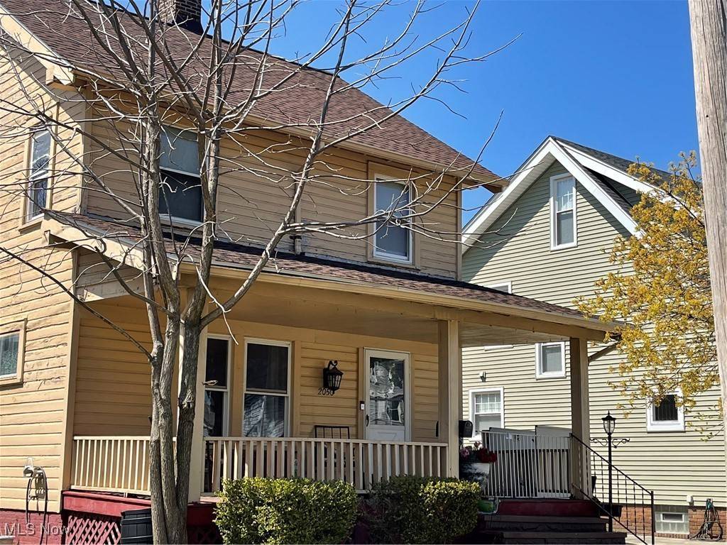 Lakewood, OH 44107,2050 Elmwood AVE