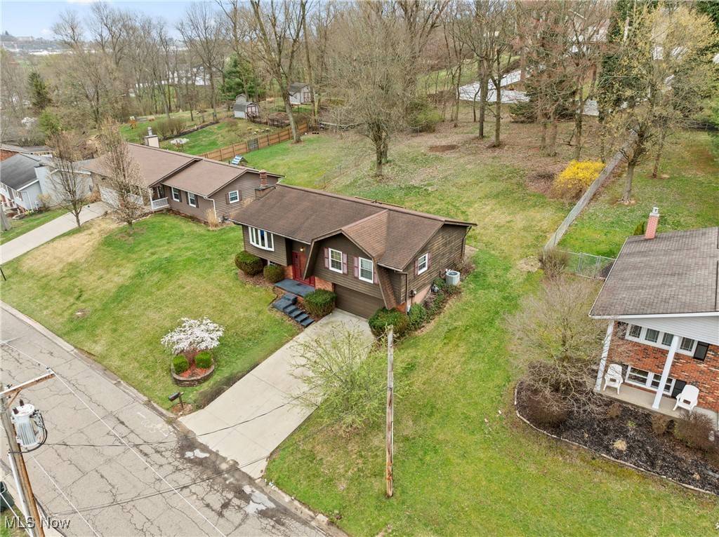 St. Clairsville, OH 43950,112 Windermere DR