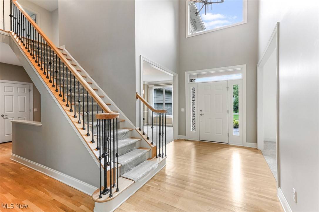 Aurora, OH 44202,210 Chisholm CT