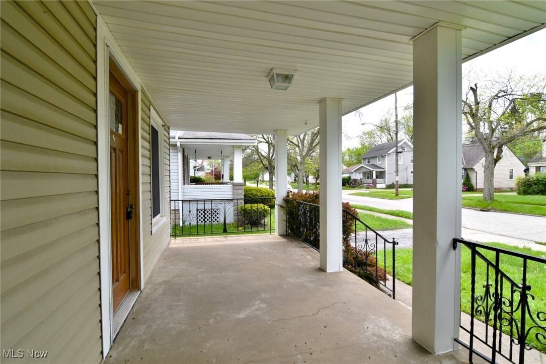 Bedford, OH 44146,1333 Caryl DR