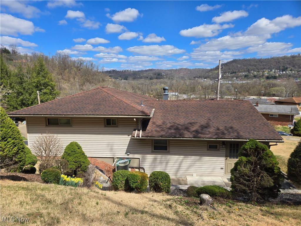 Martins Ferry, OH 43935,649 Ivy LN