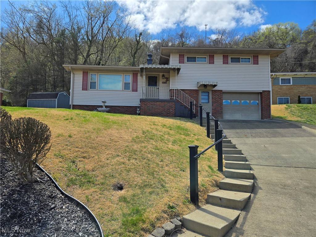 Martins Ferry, OH 43935,649 Ivy LN