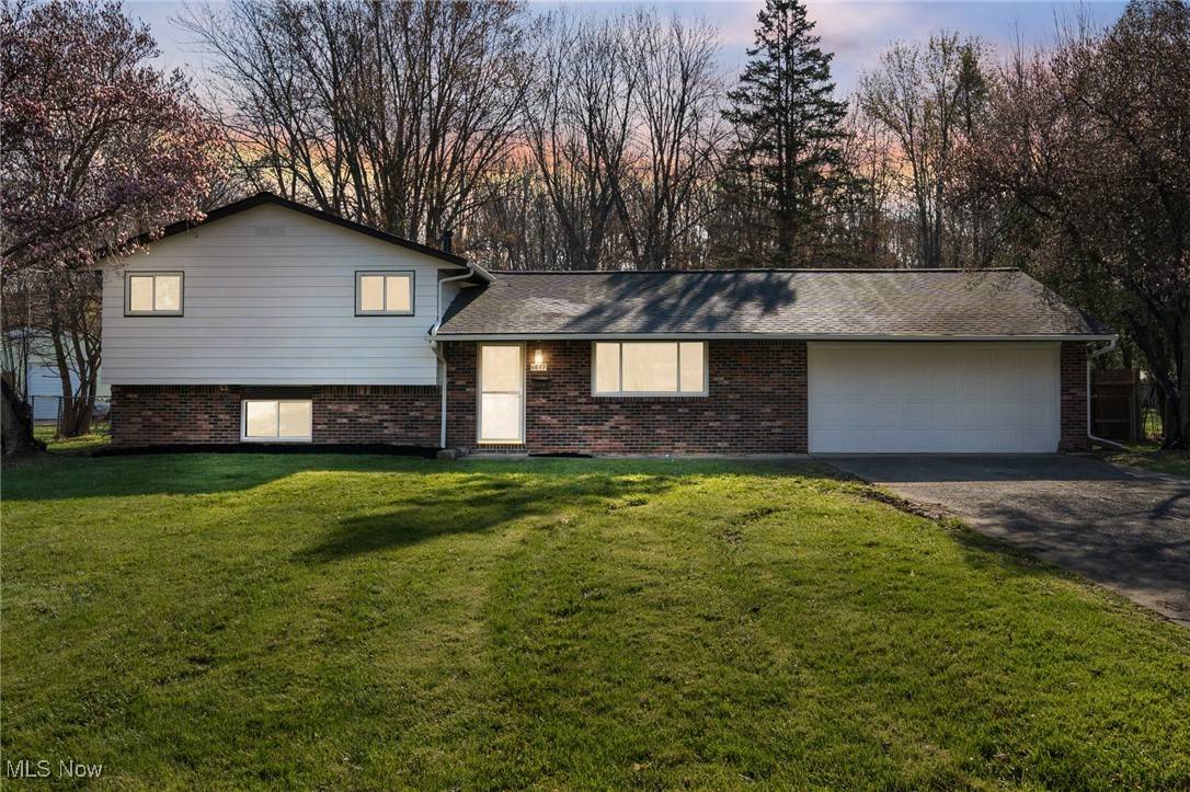 North Ridgeville, OH 44039,6677 Ridge Plaza DR
