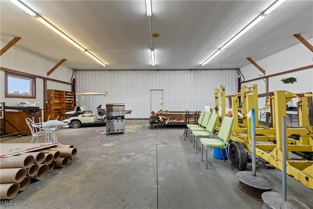 East Palestine, OH 44413,51028 State Route 14