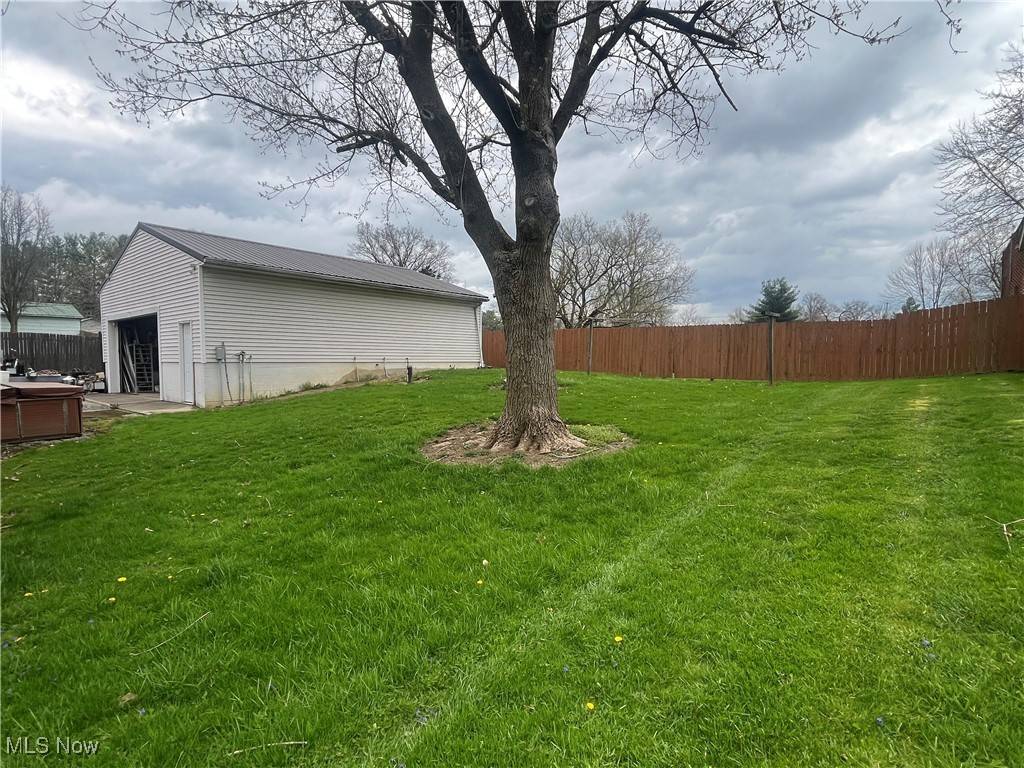 Atwater, OH 44201,1376 Fairview AVE
