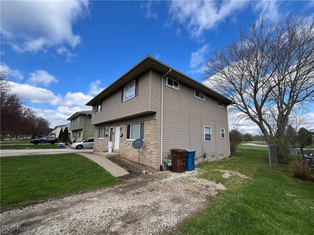 Kent, OH 44240,697 Silver Meadows DR