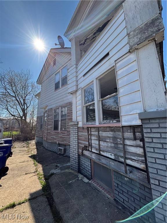 Cleveland, OH 44108,1220 Ansel RD