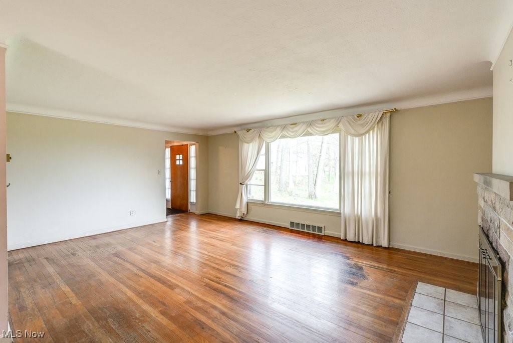 Independence, OH 44131,5000 Eastview DR