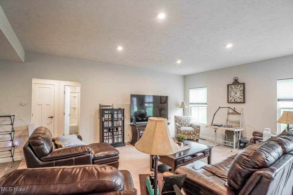 Canton, OH 44721,7866 Copper Court CIR NE