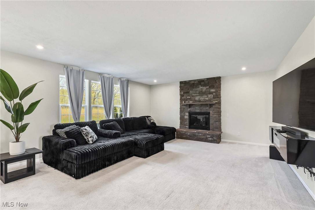 Avon, OH 44011,38476 Avondale DR