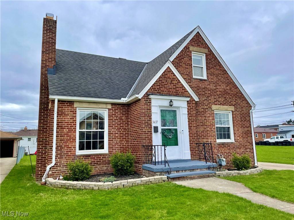 Parma, OH 44134,3437 Parklane DR