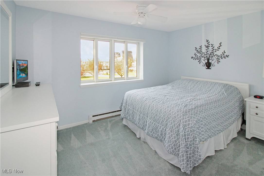 Port Clinton, OH 43452,206 W Lakeshore DR #C