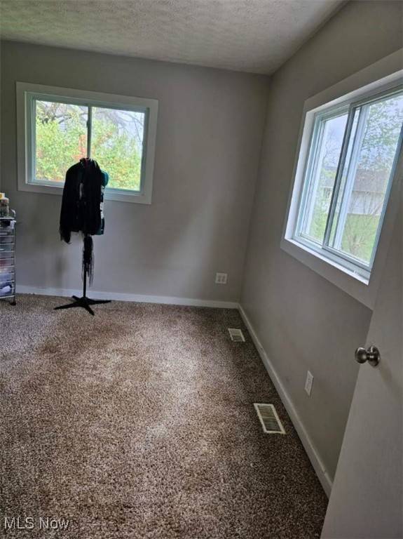 Akron, OH 44312,3588 Albrecht RD