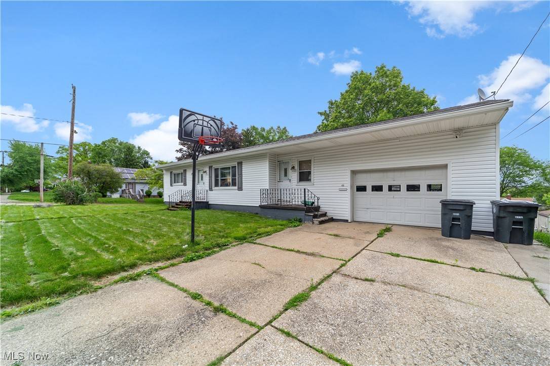 Akron, OH 44305,425 Warwick ST